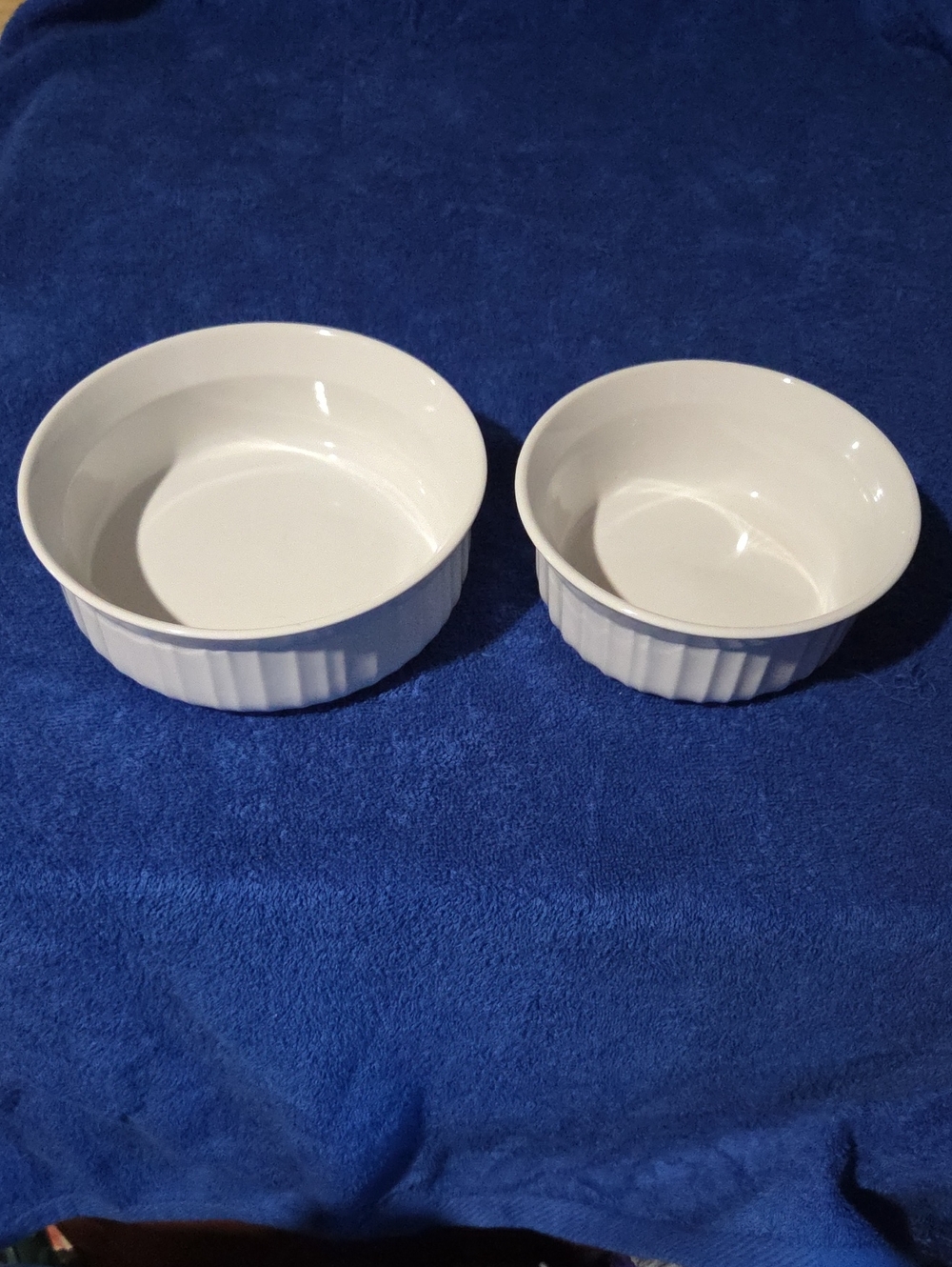 Two Frenchwhite Corninware Dishes